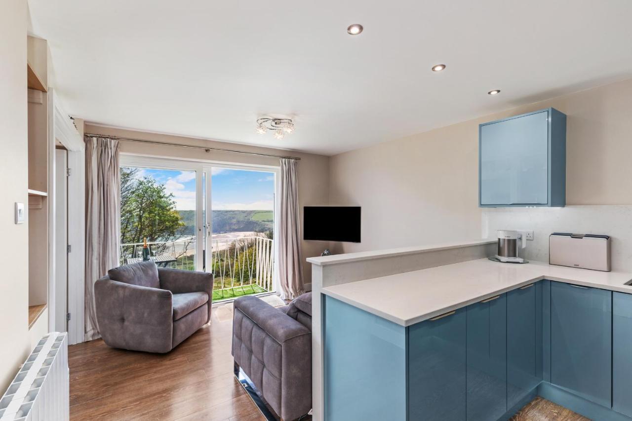 Salty Kisses - Sea Front Aparment Apartment Hodgeston ภายนอก รูปภาพ